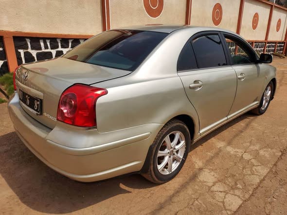 Toyota Avensis Berline 2005 à vendre