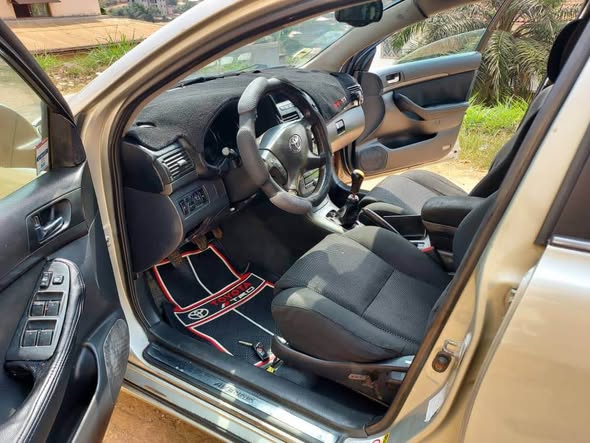 Toyota Avensis Berline 2005 à vendre