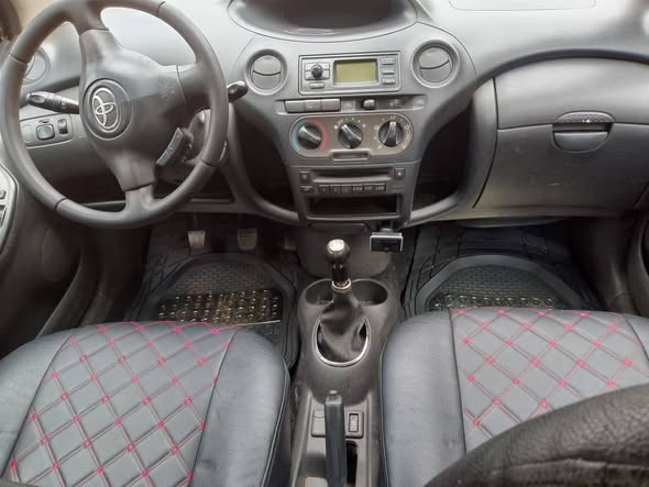 Yaris 2005 à vendre
