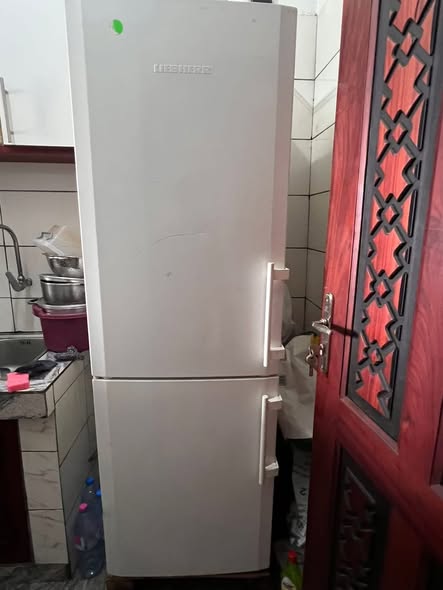 Canapé 6 places et autres meubles à vendre