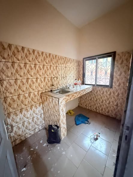Chambres modernes nkolfoulou
