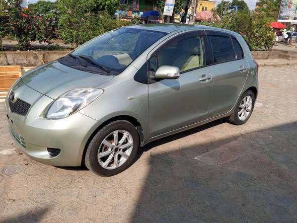 Toyota Vitz Year 2006 Occasion