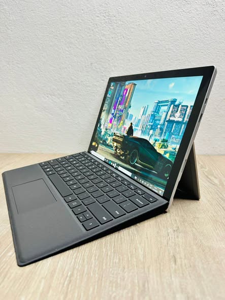 Microsoft Surface Pro Core i5, 7ème Génération