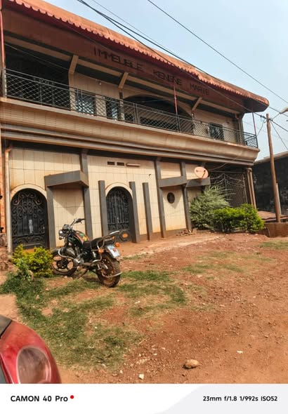 Immeubles à vendre à Bamendzi