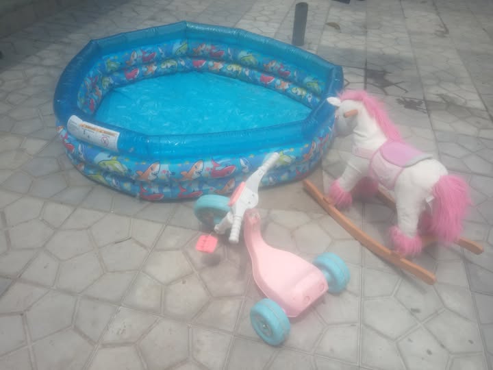 3 jouets d'occasion à vendre