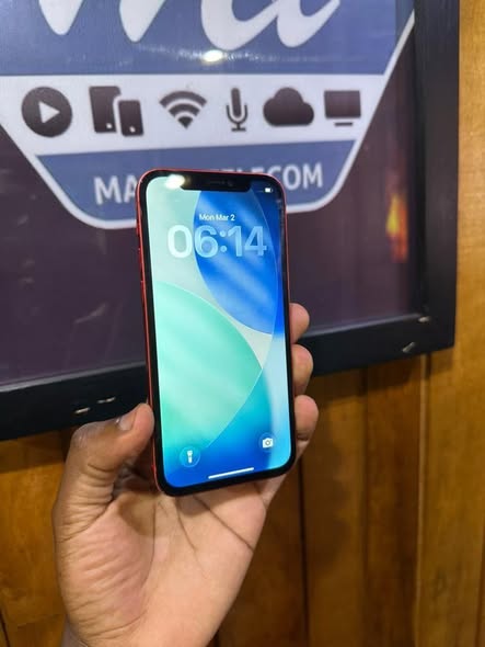 IPhone 12 64G à vendre