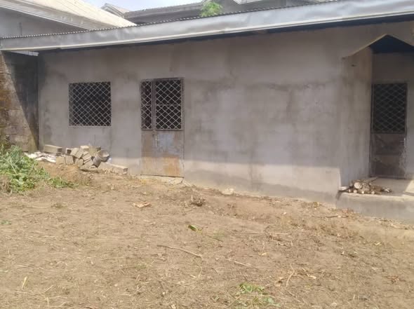 Maison titrée nouvellement construite à vendre