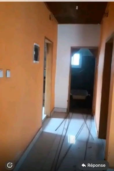 Maison en vente à Odza