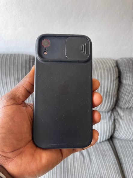 iPhone XR 64GB à vendre