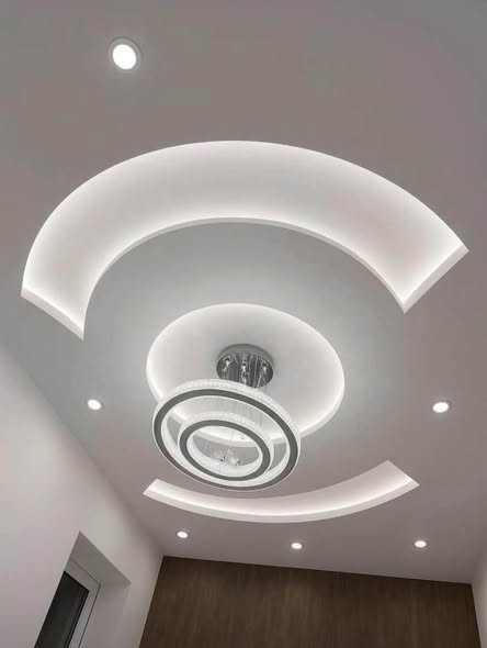 Travaux de plafonds en staff et décorations