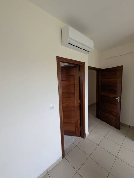 Odza appartements nouvellements construit