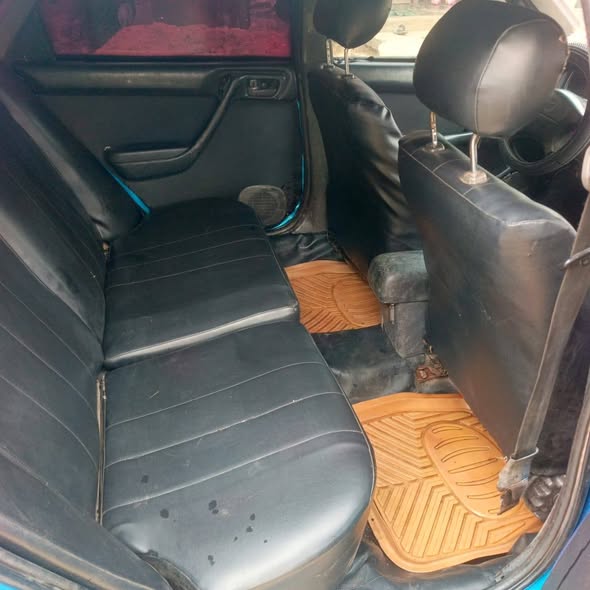 Toyota Carina E année 1997 à vendre