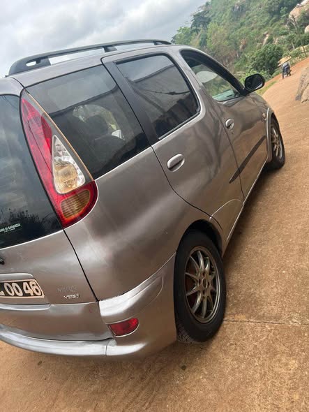 Toyota Yaris verso 2005 à vendre
