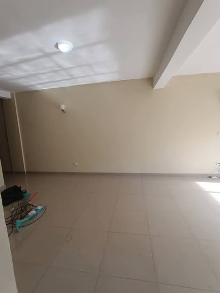 Appartement à louer à Etoug-Ebe
