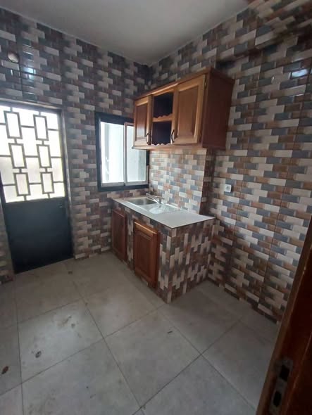 Appartement à louer à Etoug-Ebe
