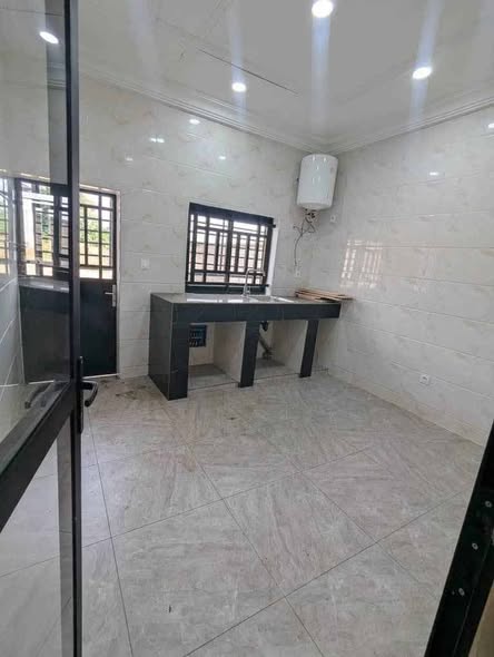Appartement moderne à louer à Odza