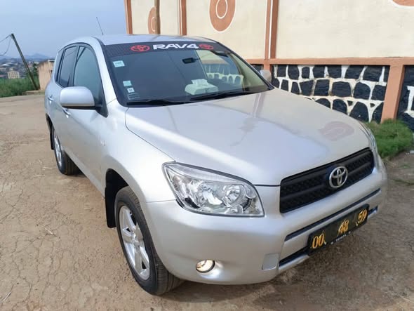Toyota RAV4 année 2008 à vendre