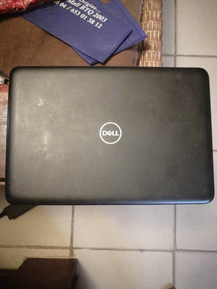Laptop with SSD 128 Go and RAM 4 Go