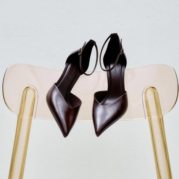 Chaussures STRADIVARIUS à vendre