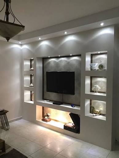 Meuble TV en placoplâtre élégant