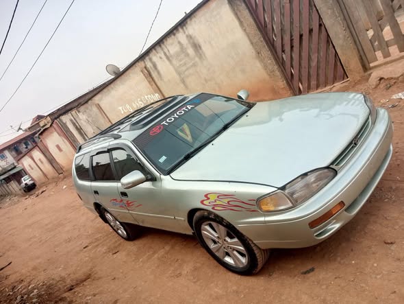 Camry familiale moteur 3S boîte automatique