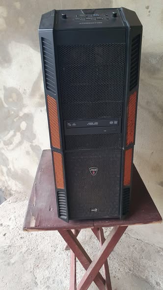 Très grand boîtier Pc XPredator Aero cool