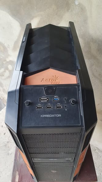 Très grand boîtier Pc XPredator Aero cool