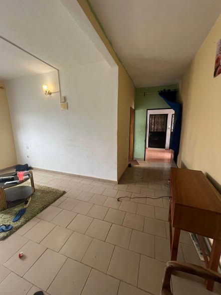 Studio moderne à louer à Simbock