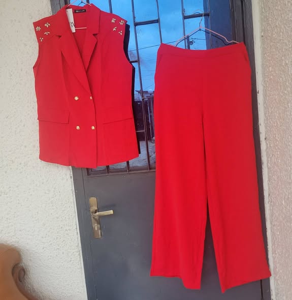 Ensemble dame classe Taille 42