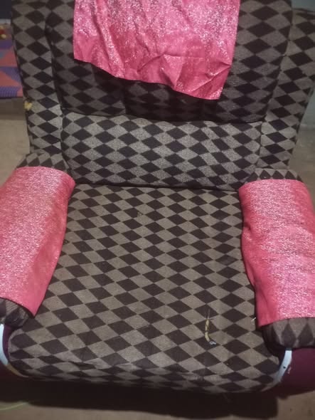 Disponible à BAFOUSSAM Toket