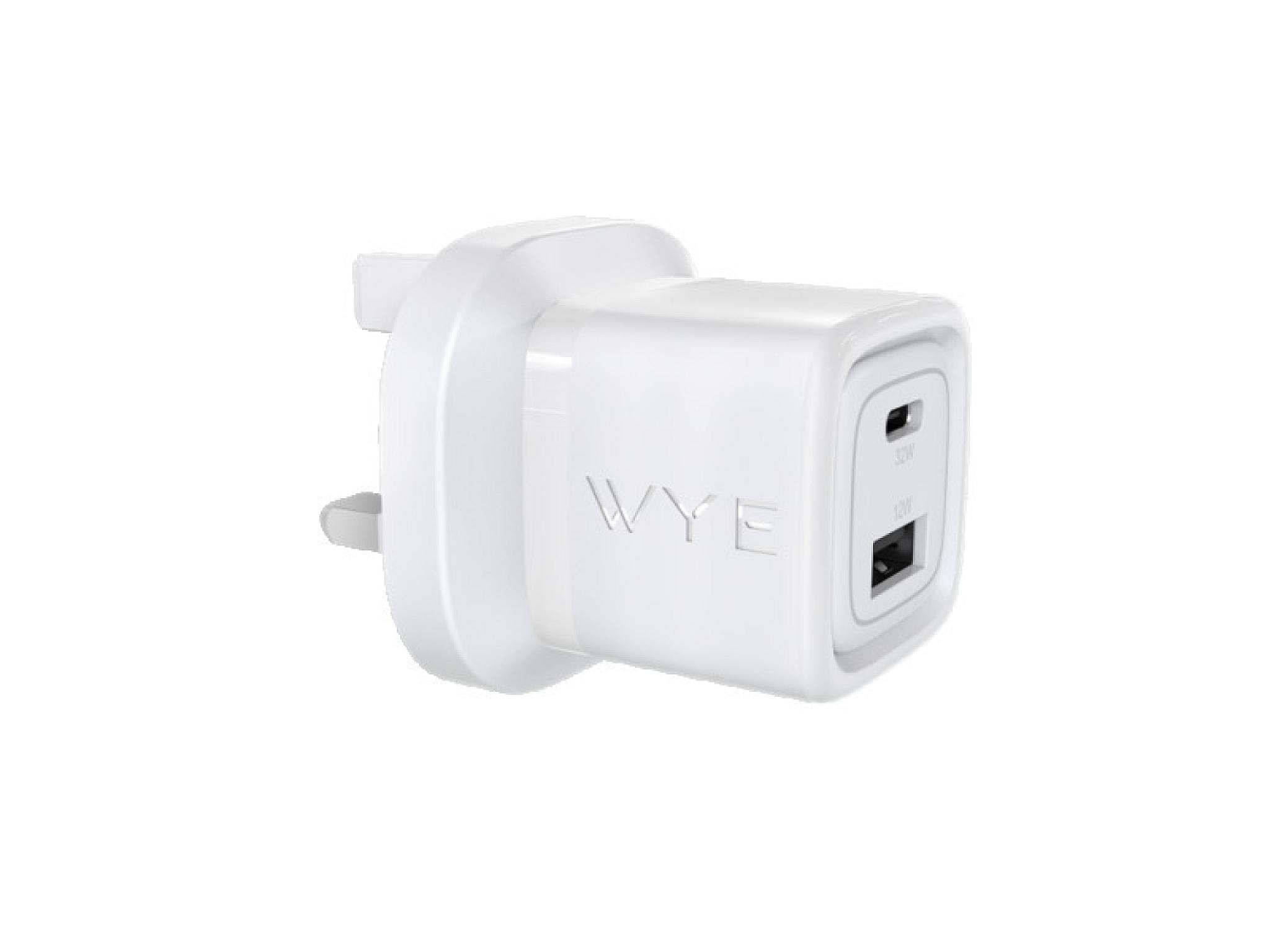32W Dual Port USB-C & USB-A Charging Kit With USB-C to 8-Pin Cable (Gan III) view 4