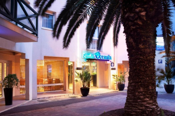 Hotel Escale Oceania Biarritz ideal for golf breaks in south west france