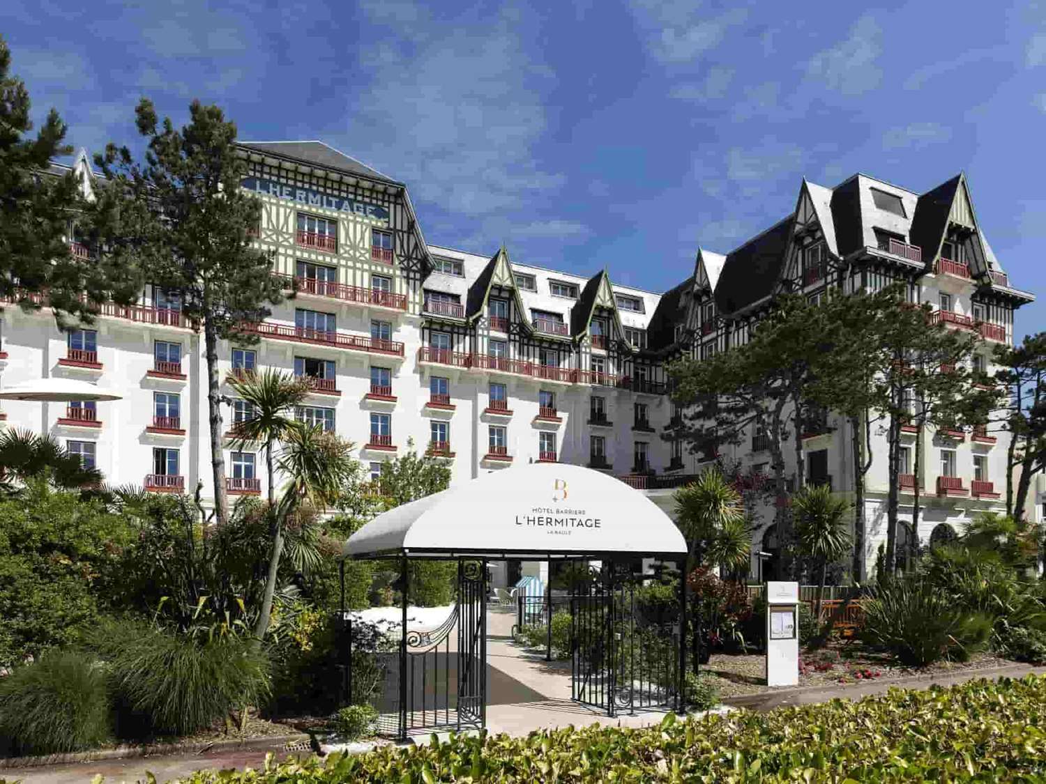 hotel de l hermitage la baule