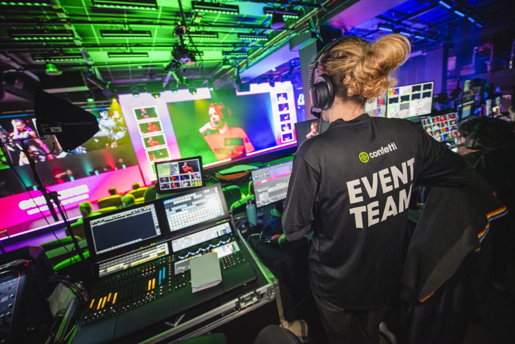 Student managing an esports event