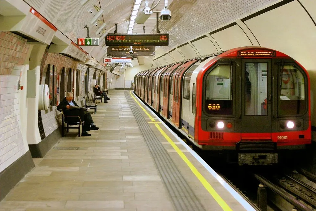The London Underground: A Journey Through Time and Space 