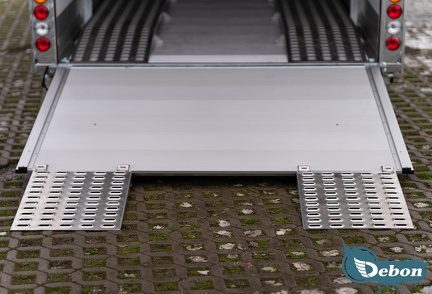 Ramps on Debon C1000 Car Transporter
