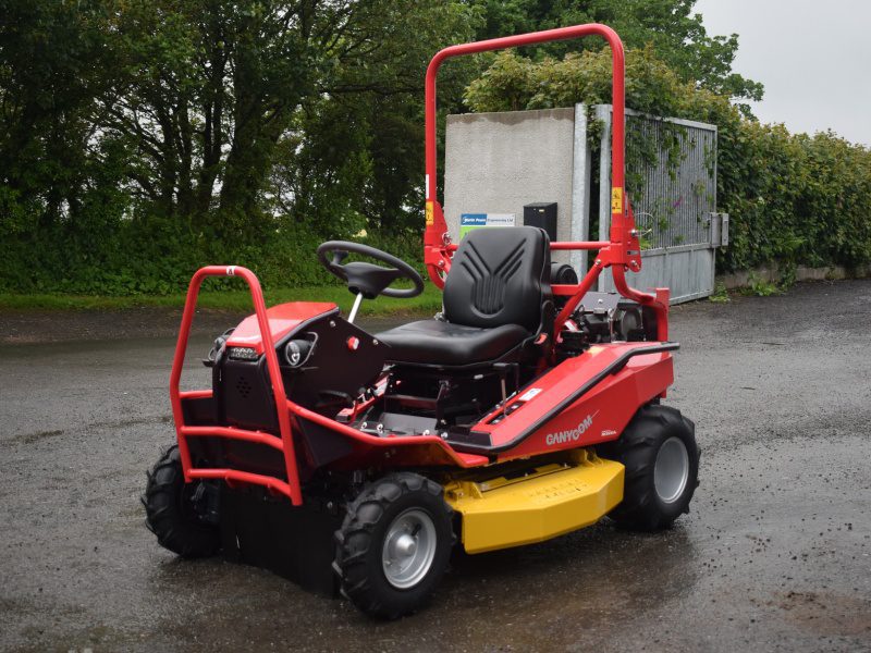 CANYCOM CMX2406 Ride-on Brushcutter - Image 12