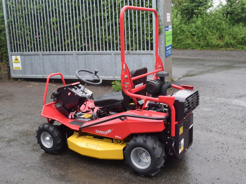 CANYCOM CMX2406 Ride-on Brushcutter - Image 9