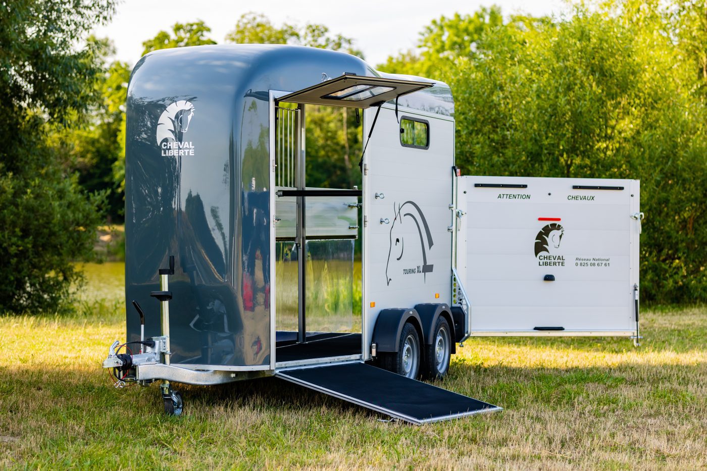 Horse Trailer Sellerie Pour Van Cheval LibertÃ© Trailers