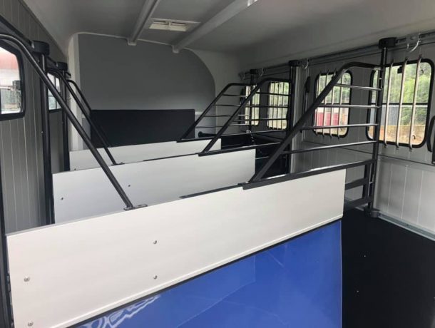 Cheval Liberte Maxi 4 Herringbone Horse Trailer - Image 15