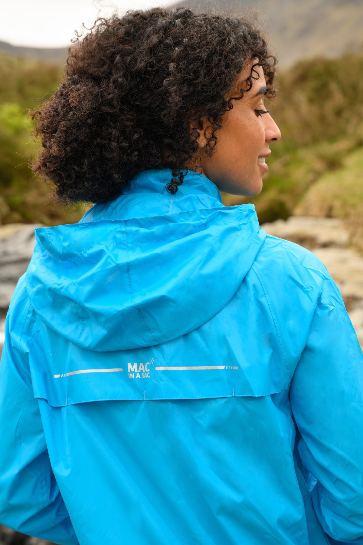 Mac In A Sac Origin II Jacket Neon Blue - Image 13