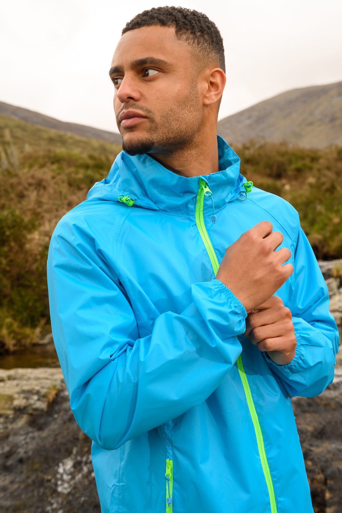 Mac In A Sac Origin II Jacket Neon Blue - Image 19