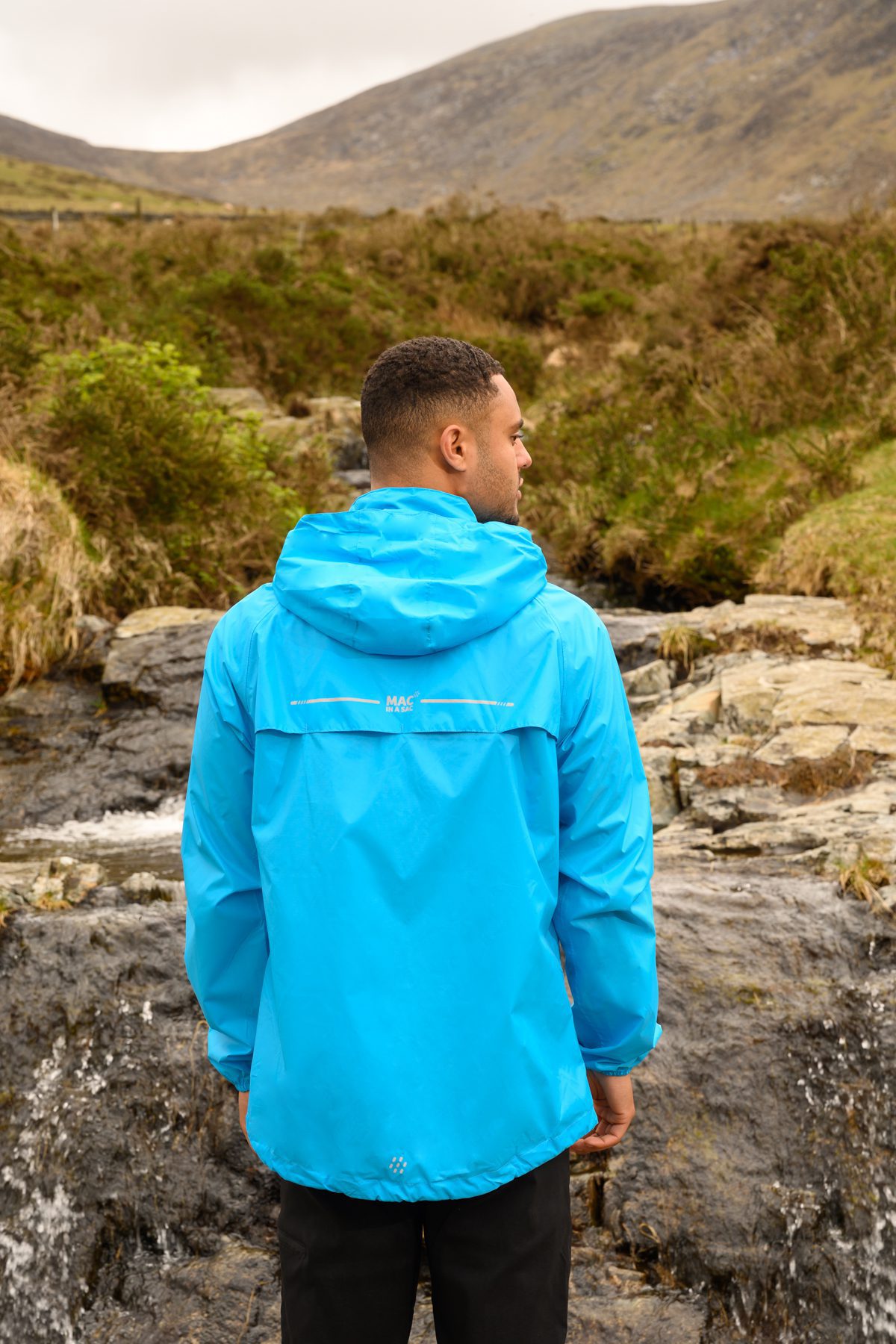Mac In A Sac Origin II Jacket Neon Blue - Image 17