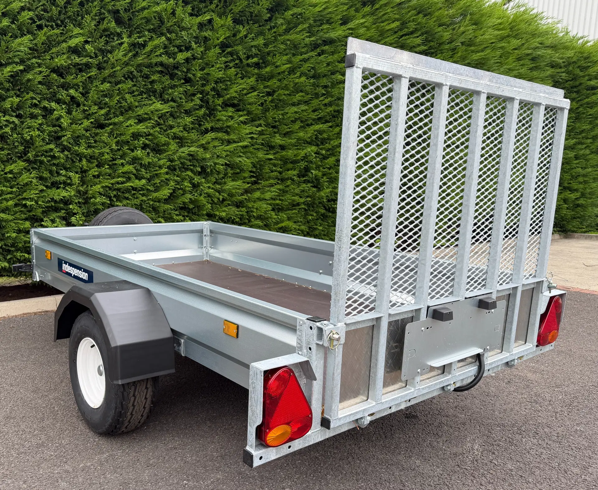 Indespension Unbraked 8'x4' Goods Trailer - Ramptail - Image 9