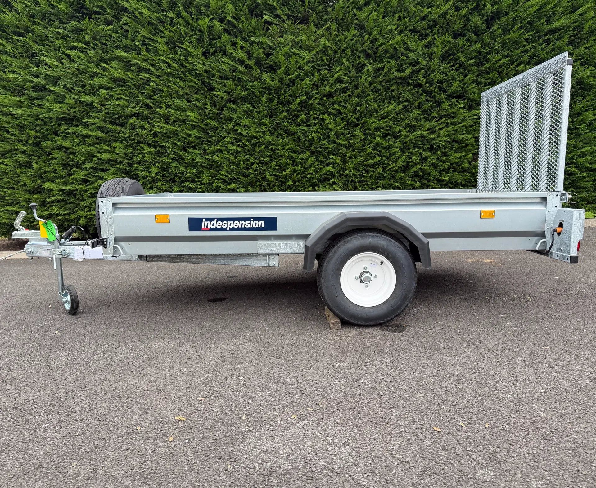 Indespension Unbraked 8'x4' Goods Trailer - Ramptail - Image 11