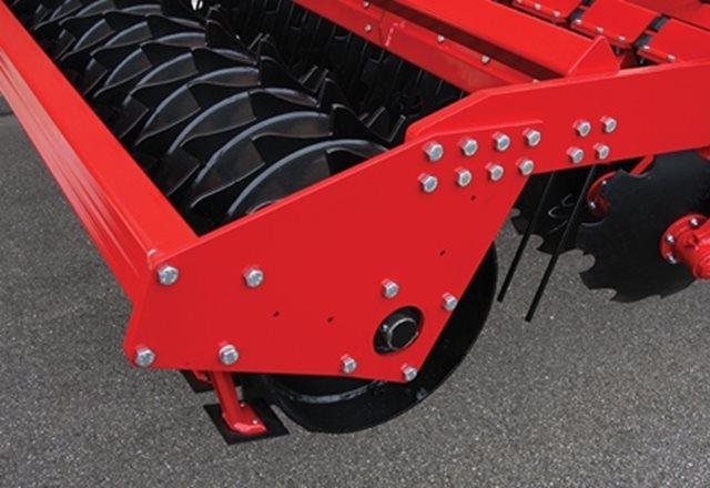 Tulip Multidisc XL One-pass Cultivator - Martin Pears Engineering