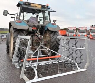 Ritchie 4m Hydraulic Folding Harrow