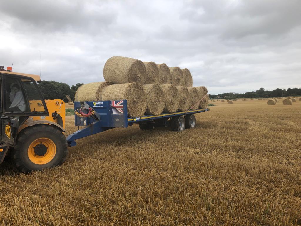 Harry West Trailers - Flatbed/Bale Trailer
