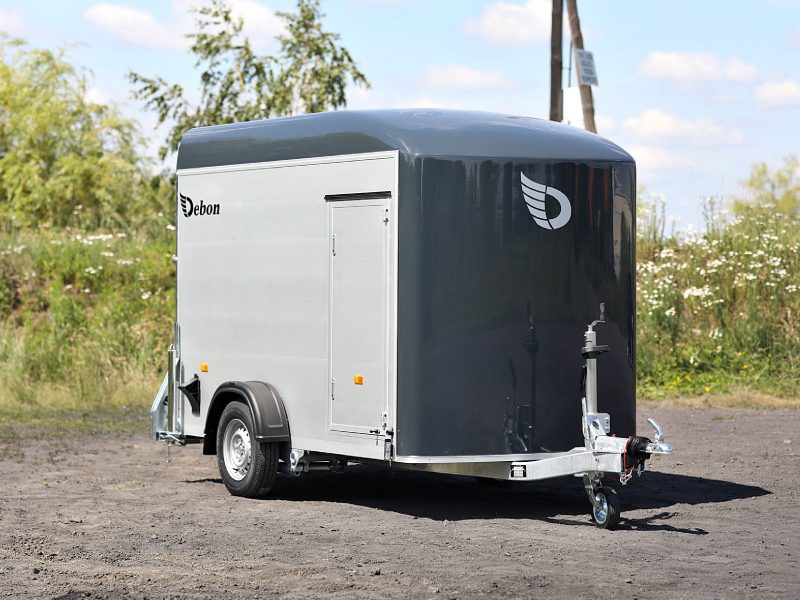 Debon C300 Roadster Box Van Trailer