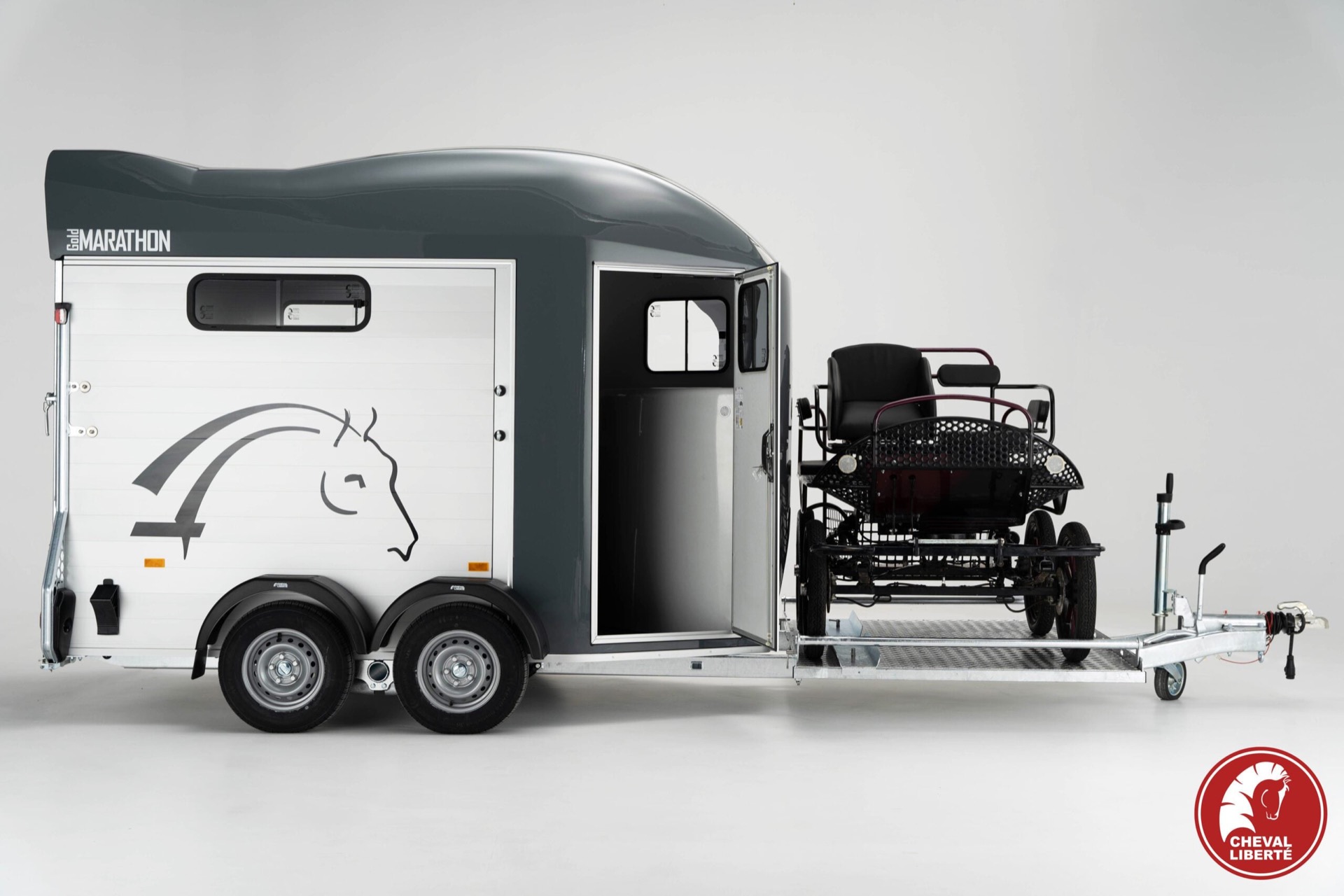 Cheval Liberte Gold Marathon horse and carriage trailer with side door open